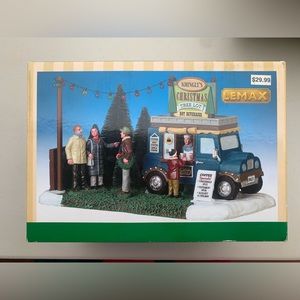 2015 Lemax Kringle’s Christmas Tree Lot W/Box Styrofoam